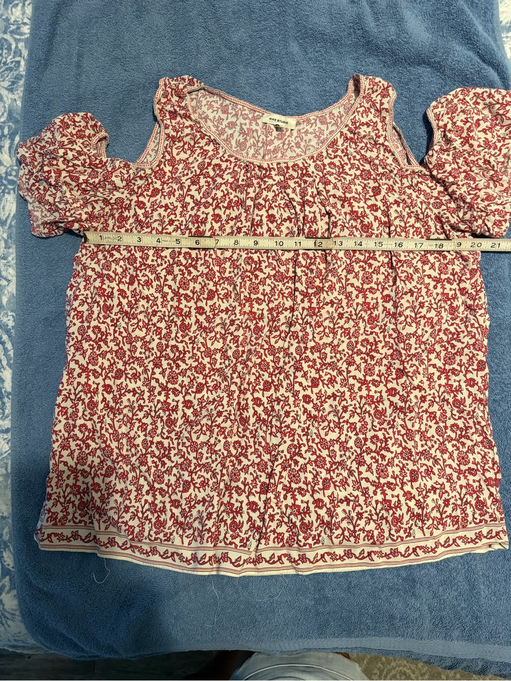 Max Studio Red Floral Cold-Shoulder Women’s Top